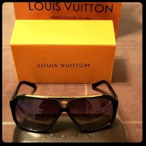 BRAND NEW Louis Vuitton Black Evidence Sunglasses